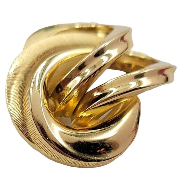 Grosse Germany Gold-Plated Interlocking Double Circles 1968  Grosse Gold-Tone Knotted Double Band Rings Knot Pin Brooch, Signed